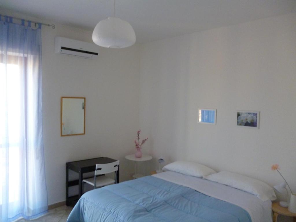B&B Le Grand Bleu Siracusa - One Hundred Steps From Ortigia -Sea View - Syracuse Cameră foto